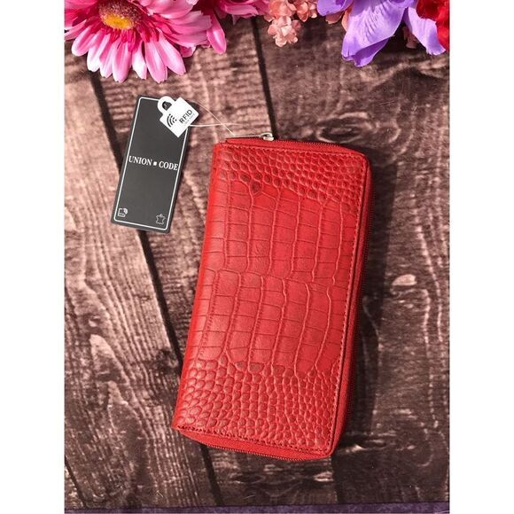 Red Genuine Leather Wallet - Picture 2 of 8